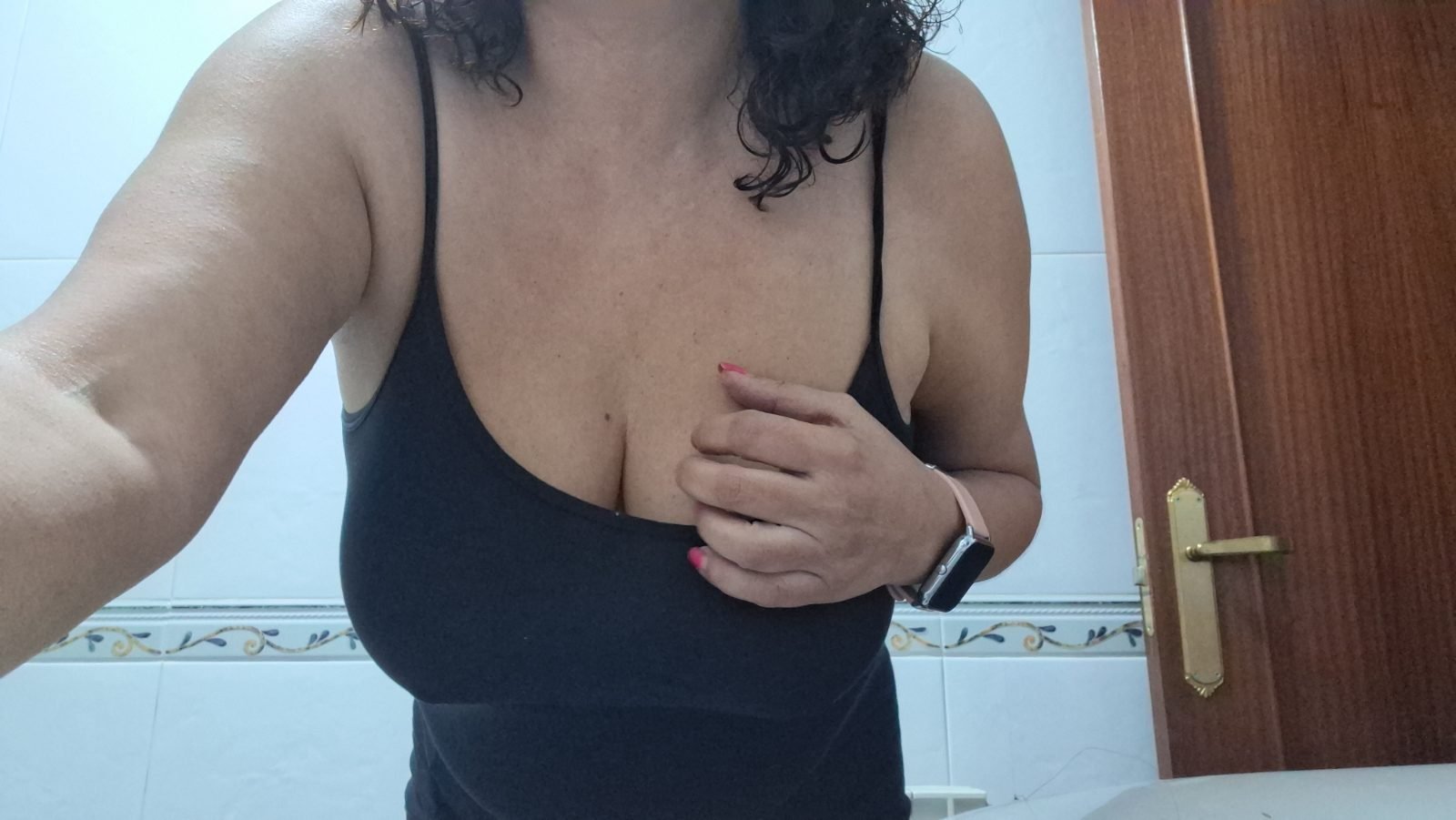 SARA DINAMITA, chica de compañía en La Bañeza